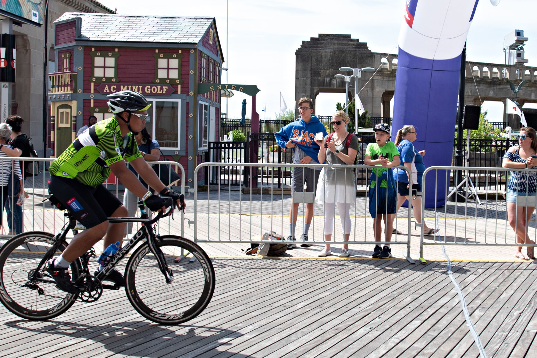 061019_gal_bikeathon